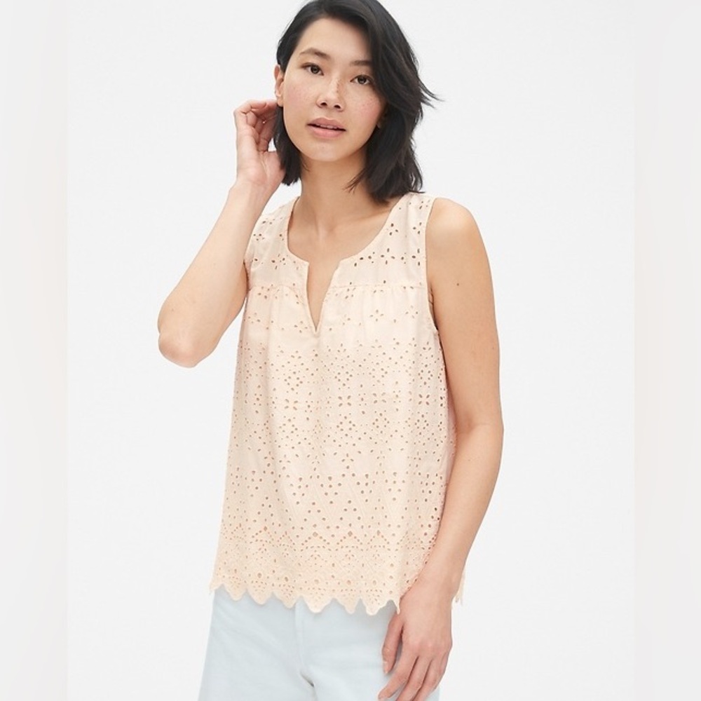 Gap Embroidered Split Neck Shell Blouse